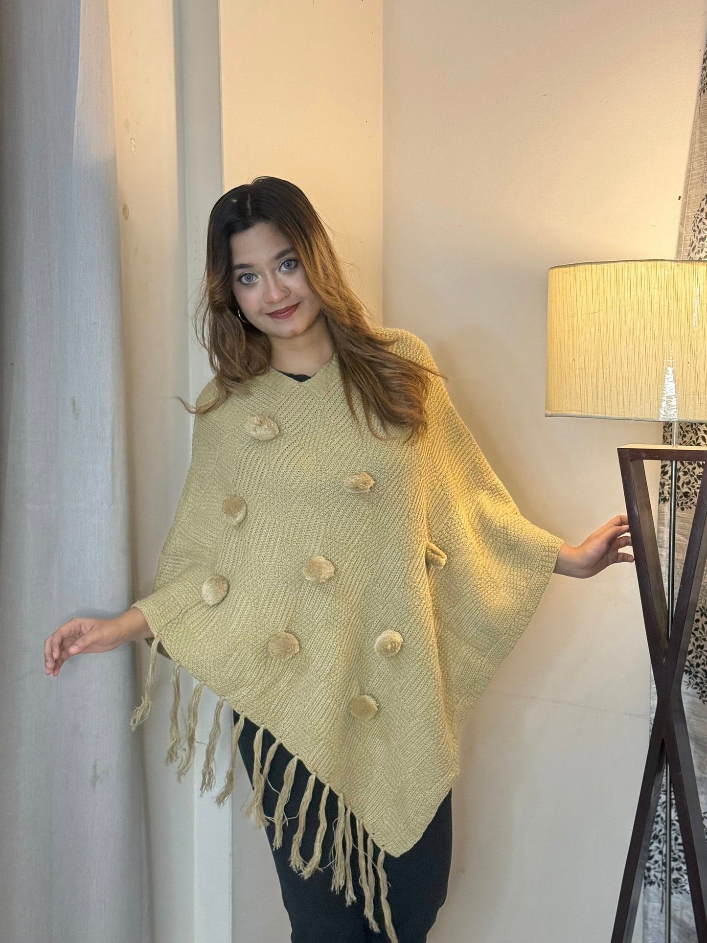 Woolen Poncho | P-3