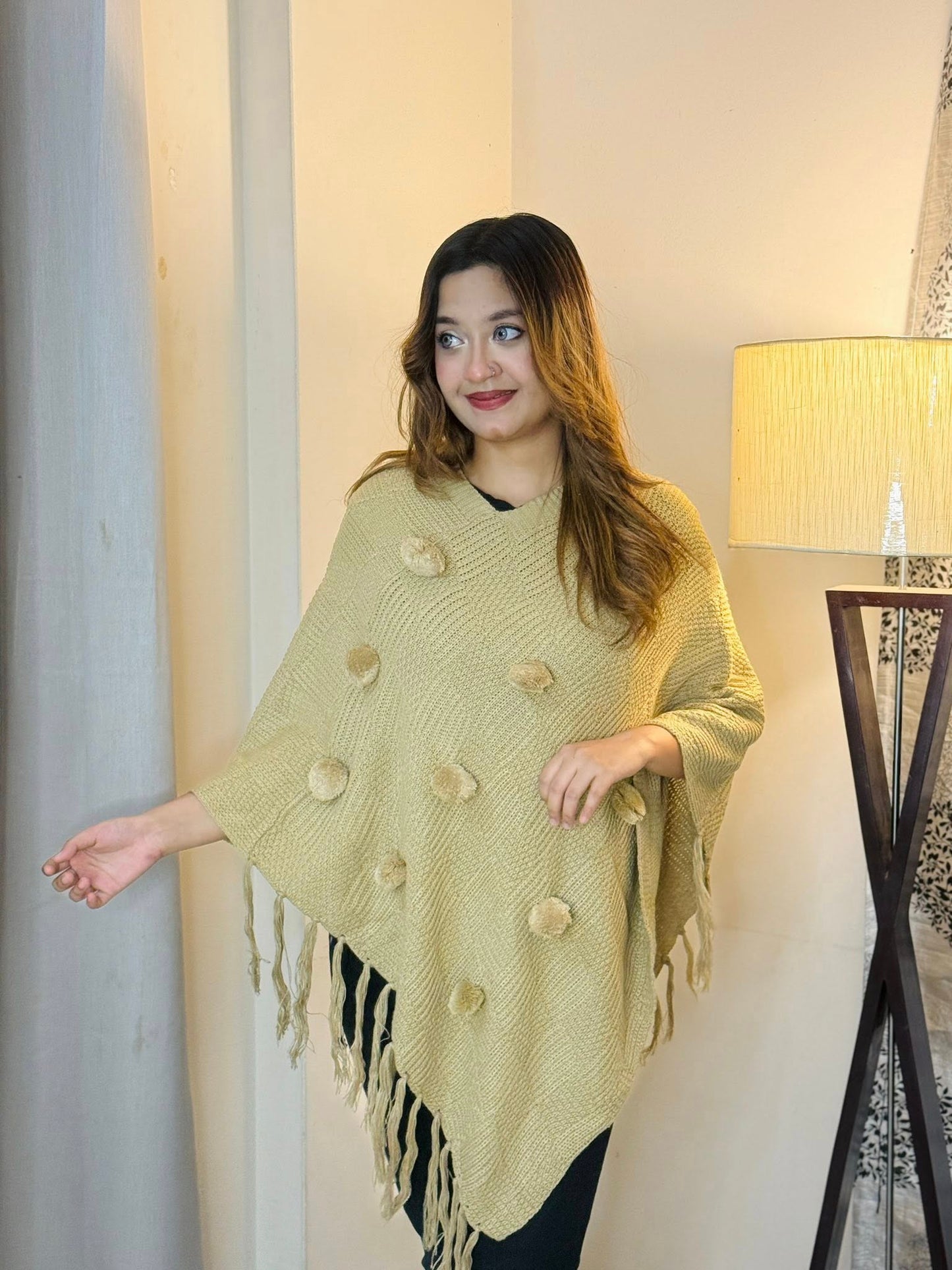 Woolen Poncho | P-3