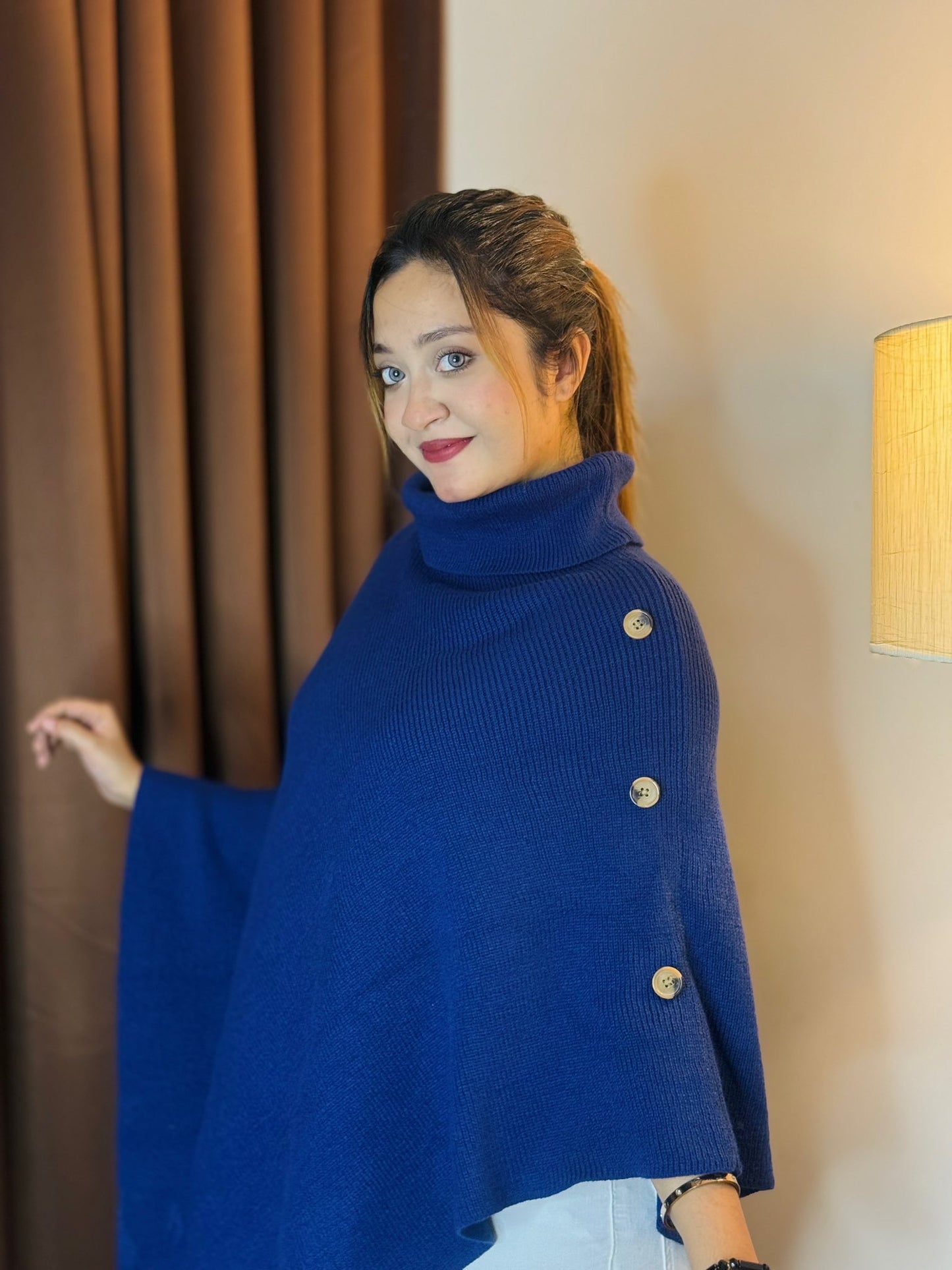 Woolen Poncho | P-11