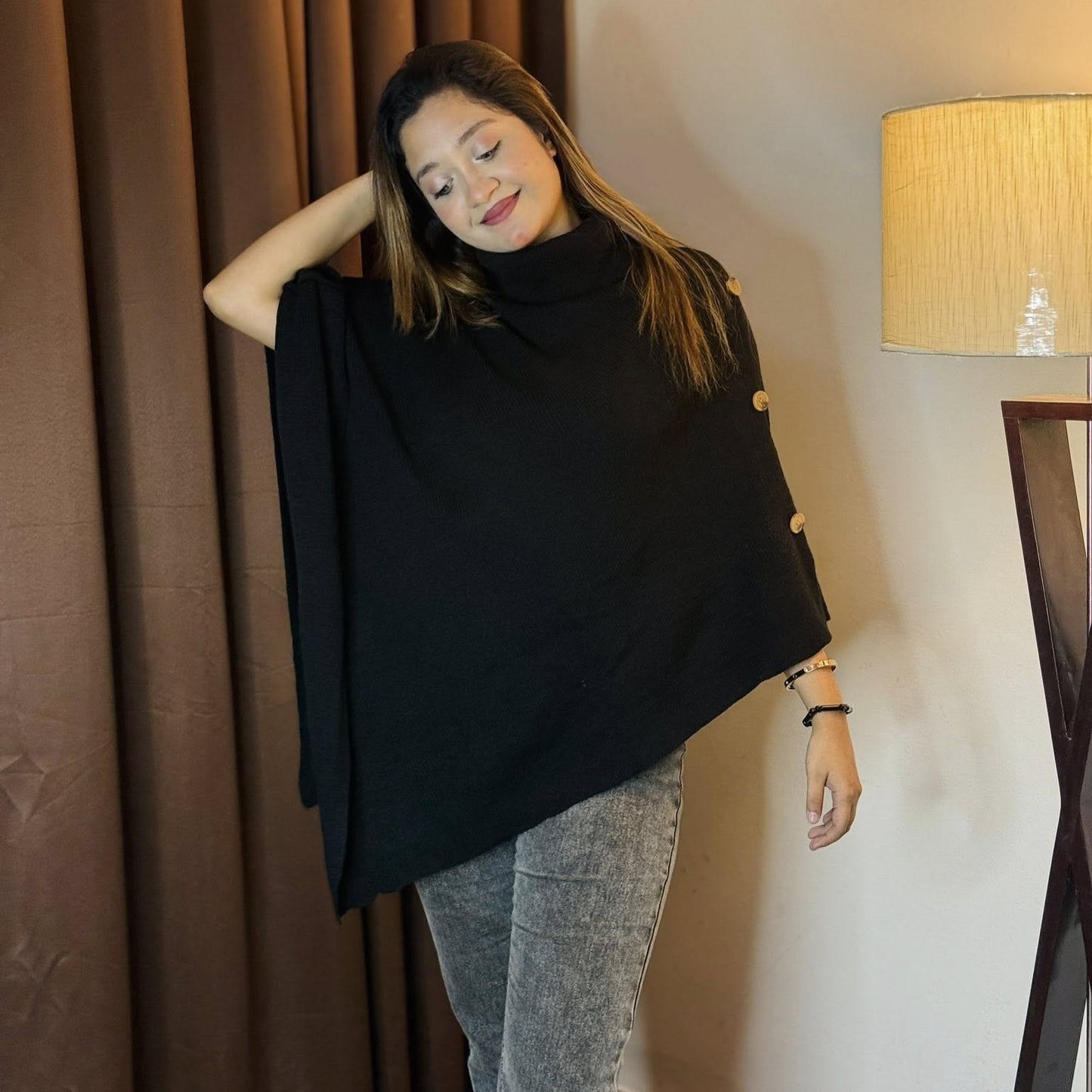 Woolen Poncho | P-1