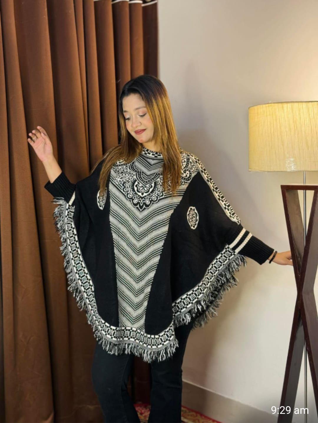Woolen Poncho | P-4