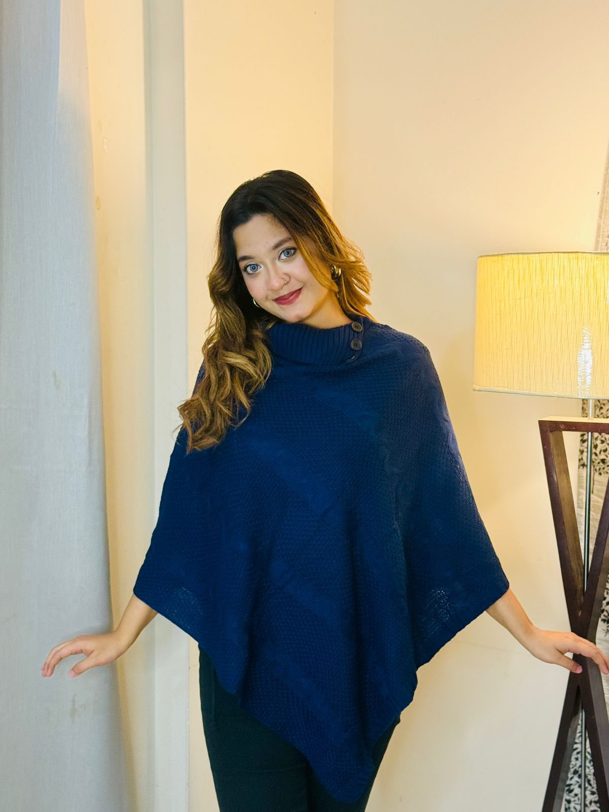 Woolen Poncho | P-9